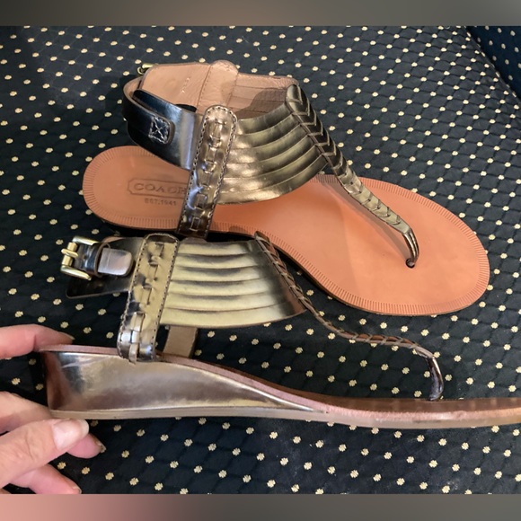 COACH India Mirror Metallic Dark Gold Bronze Wedge Sandals 7.5 B - Picture 11 of 11